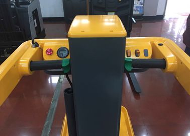 Wózek podnośnikowy obsługiwany elektrycznie Typ Wózek podnośnikowy do sortowania zamówień w wąskim korytarzu